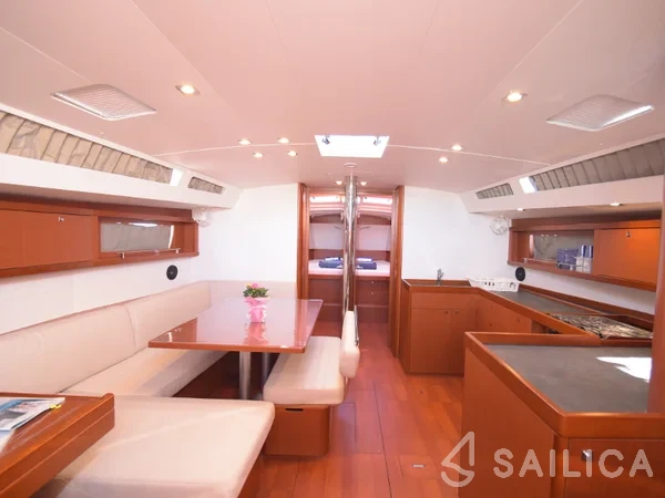 Oceanis 48 - Yacht Charter Sailica