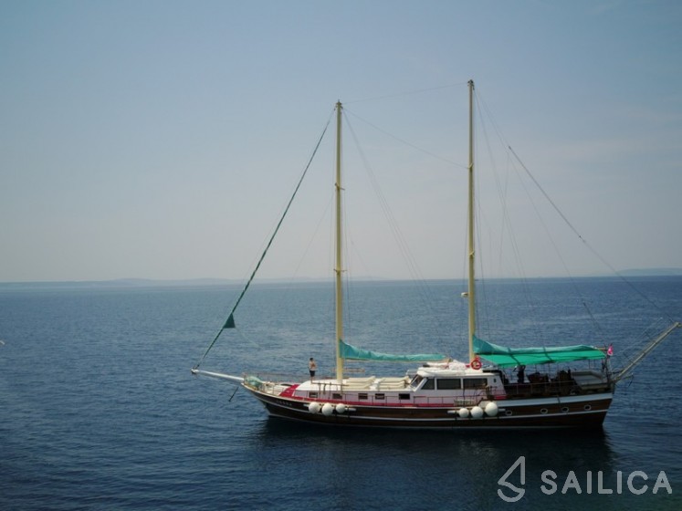 Gulet - Yacht Charter Sailica