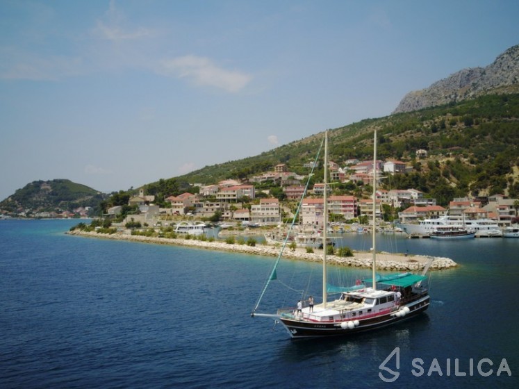 Gulet - Yacht Charter Sailica