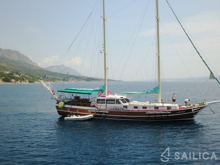 Gulet - Yacht Charter Sailica