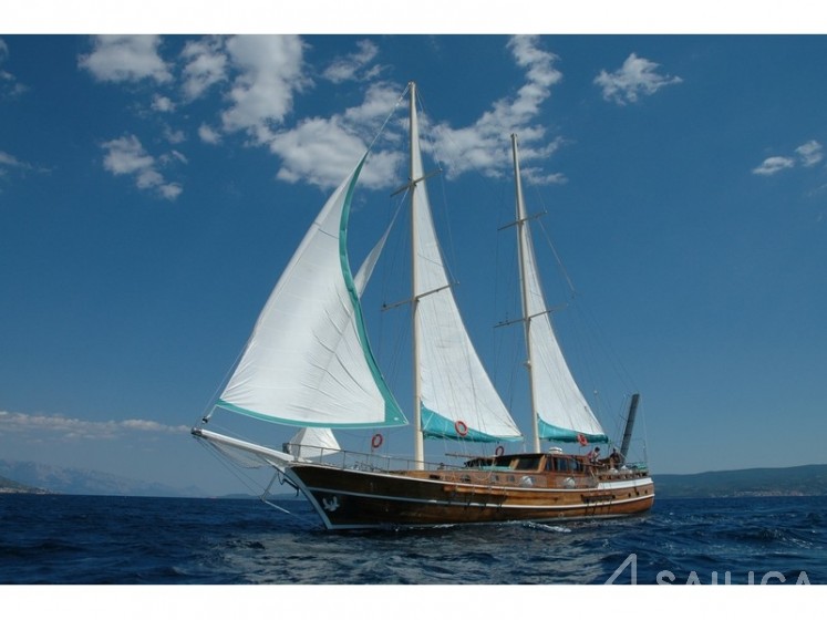 Gulet - Yacht Charter Sailica