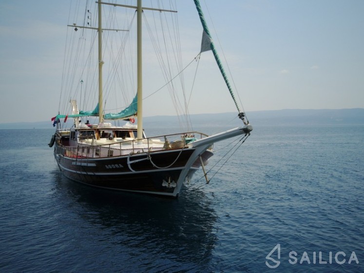 Gulet - Yacht Charter Sailica