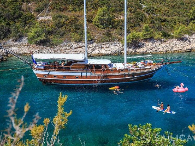 Gulet - Yacht Charter Sailica