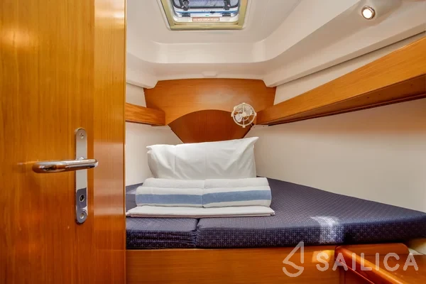 Cyclades 43.4 - Yacht Charter Sailica