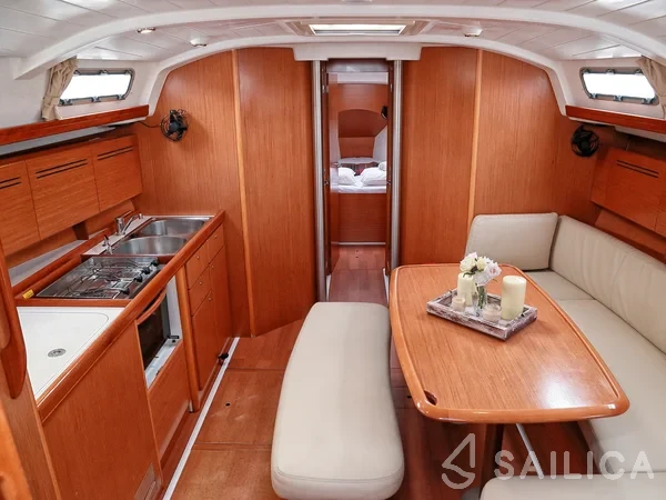 Cyclades 43.4 - Yacht Charter Sailica