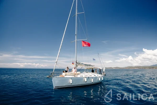 Cyclades 43.4 - Yacht Charter Sailica