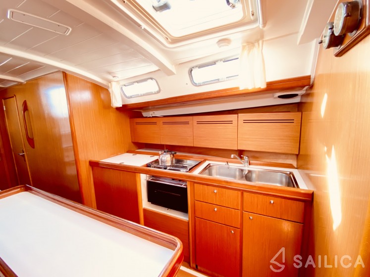 Cyclades 50.5 - Yacht Charter Sailica