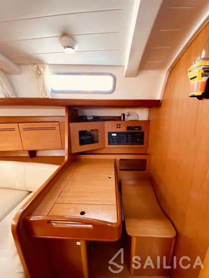 Cyclades 50.5 - Yacht Charter Sailica