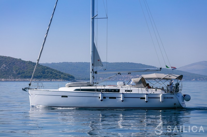 Bavaria 46 Cruiser - Yacht Charter Sailica