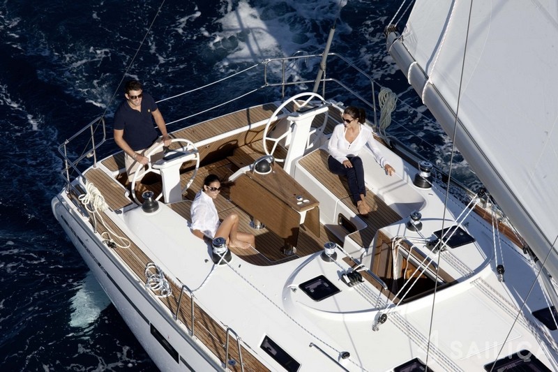 Bavaria 46 Cruiser - Yacht Charter Sailica