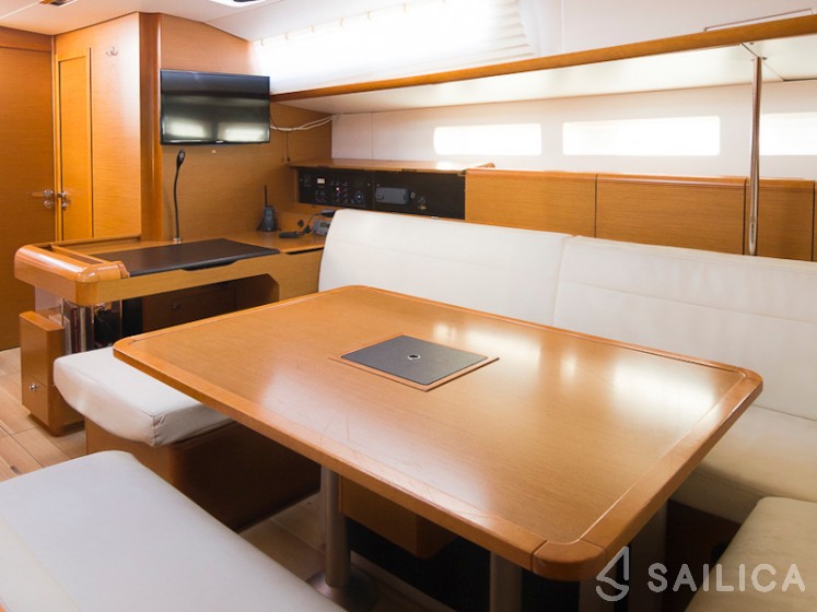 Sun Odyssey 509 - Yacht Charter Sailica