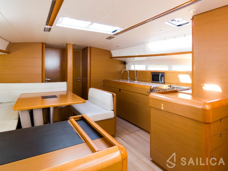 Sun Odyssey 509 - Yacht Charter Sailica