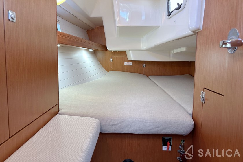 Bavaria 34 Cruiser - Yacht Charter Sailica