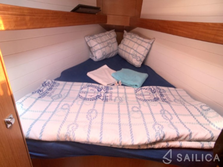 Bavaria 34 Cruiser - Yacht Charter Sailica