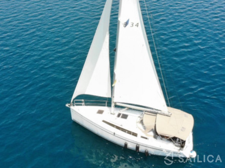 Bavaria 34 Cruiser - Yacht Charter Sailica
