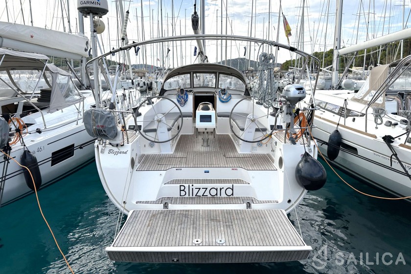 Bavaria 46 Cruiser - Yacht Charter Sailica