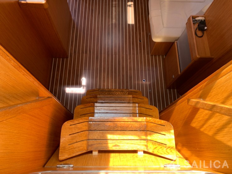 Bavaria 46 Cruiser - Yacht Charter Sailica