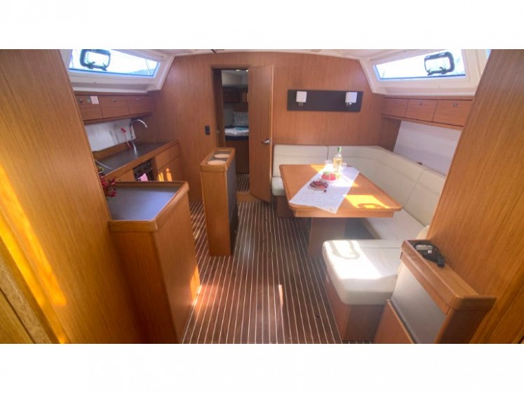 Bavaria 46 Cruiser - Yacht Charter Sailica