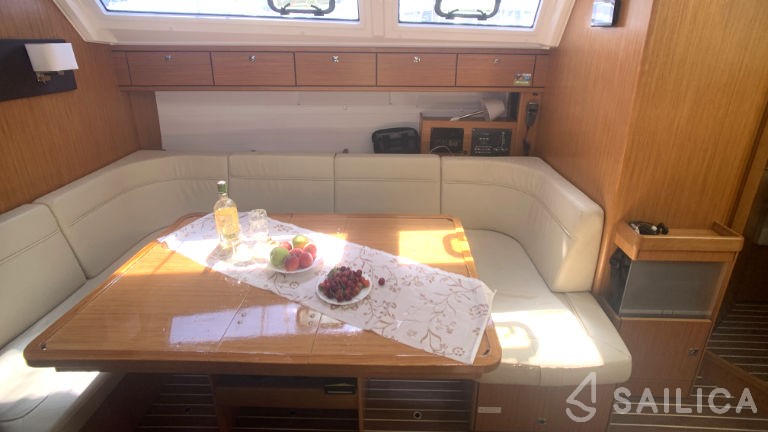 Bavaria 46 Cruiser - Yacht Charter Sailica