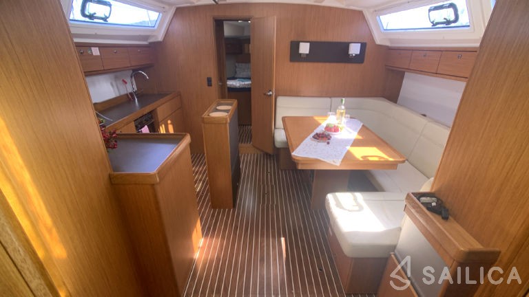 Bavaria 46 Cruiser - Yacht Charter Sailica