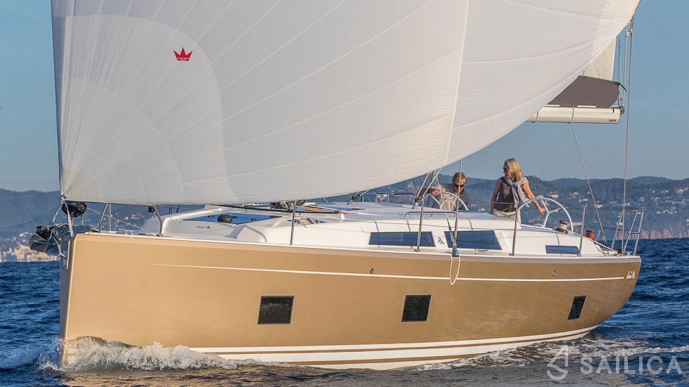Hanse 418 - Yacht Charter Sailica