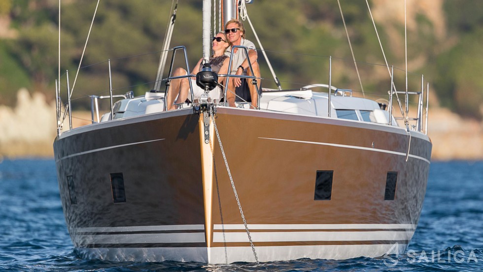 Hanse 418 - Yacht Charter Sailica