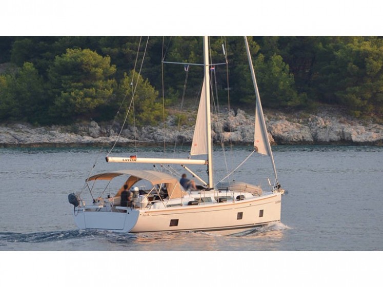 Hanse 418 - Yacht Charter Sailica