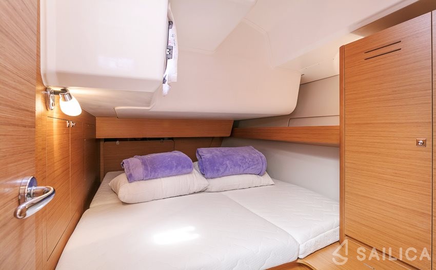 Dufour 460 GL - Yacht Charter Sailica