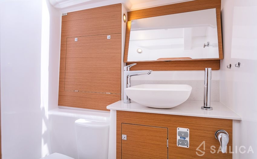 Dufour 460 GL - Yacht Charter Sailica