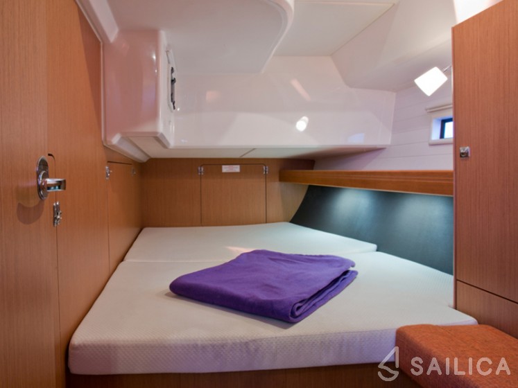 Bavaria 46 Cruiser - Yacht Charter Sailica