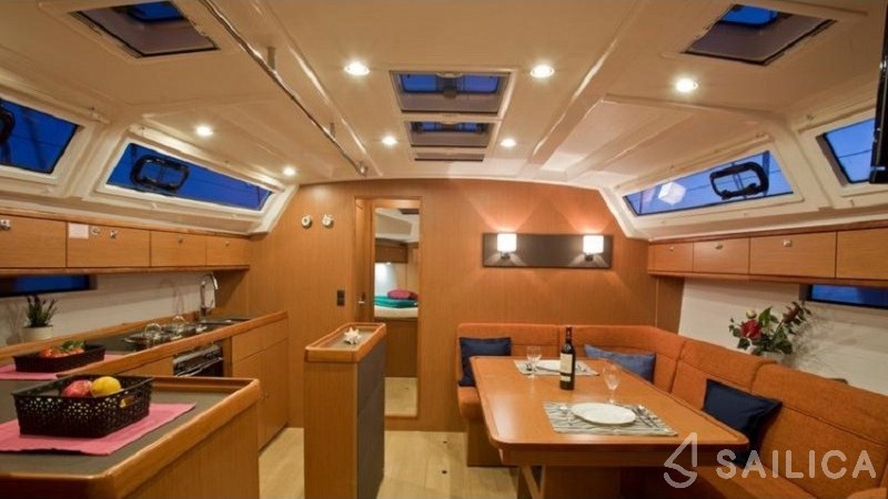 Bavaria 46 Cruiser - Yacht Charter Sailica