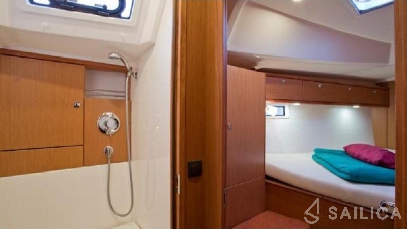 Bavaria 46 Cruiser - Yacht Charter Sailica