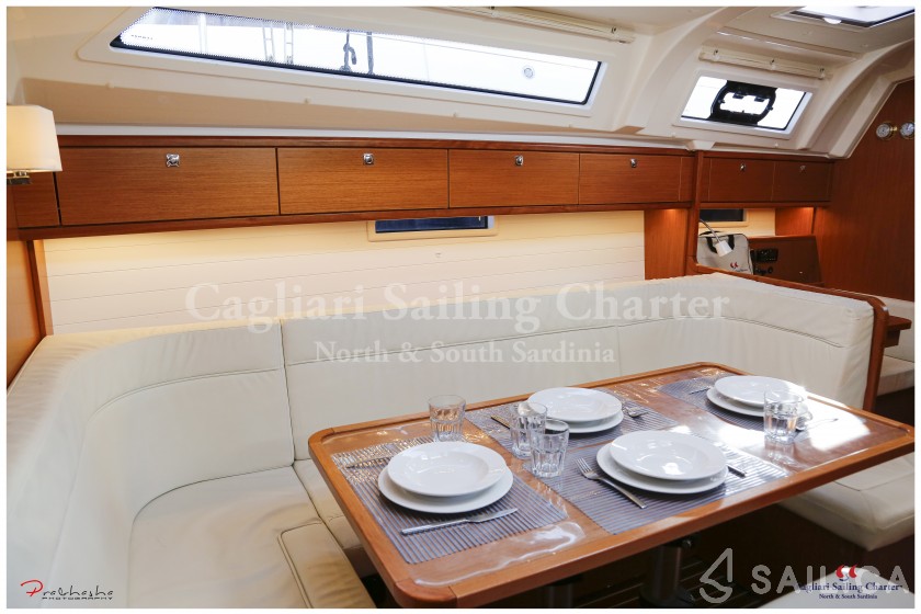 Bavaria Cruiser 41 - Yacht Charter Sailica