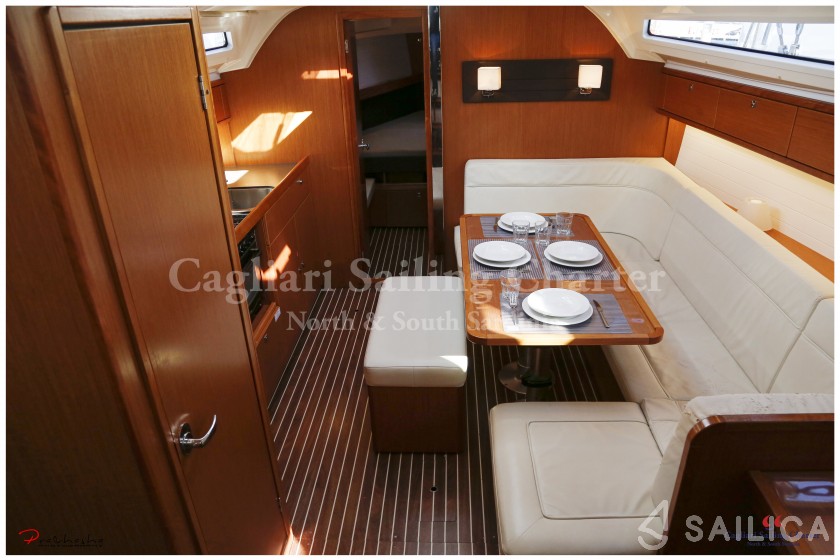 Bavaria Cruiser 41 - Yacht Charter Sailica