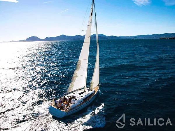 Bavaria 46 Cruiser - Yacht Charter Sailica