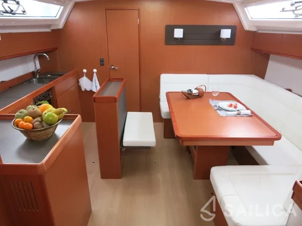 Bavaria 46 Cruiser - Yacht Charter Sailica