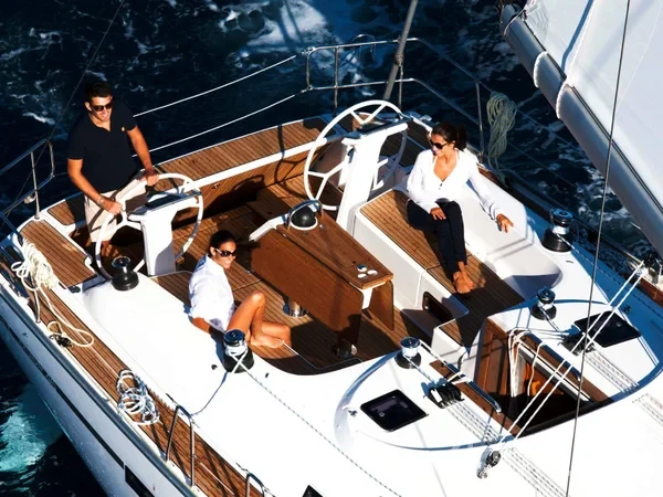 Bavaria 46 Cruiser - Yacht Charter Sailica
