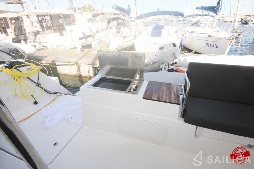 Saona 47 - Yacht Charter Sailica