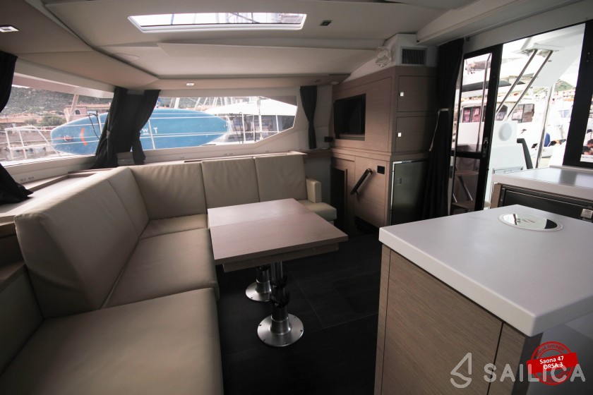Saona 47 - Yacht Charter Sailica