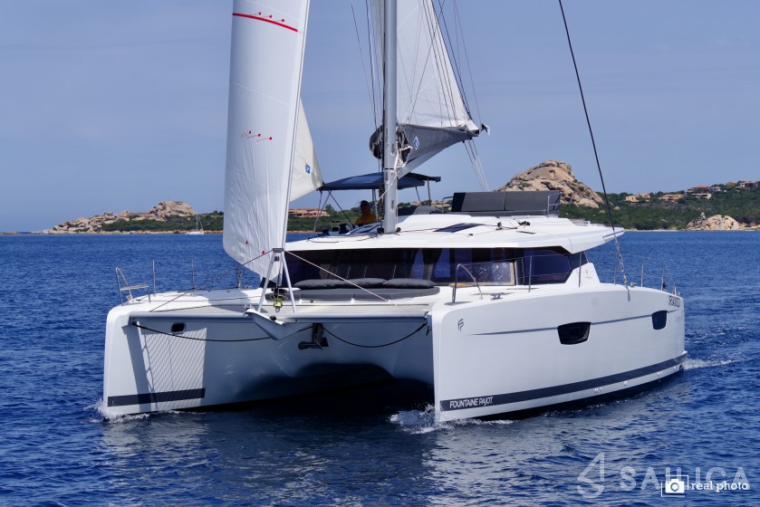 Saona 47 - Yacht Charter Sailica