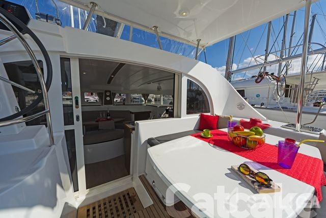 Lagoon 380 S2 - Yacht Charter Sailica