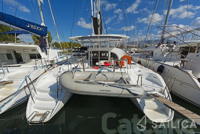 Lagoon 380 S2 - Yacht Charter Sailica