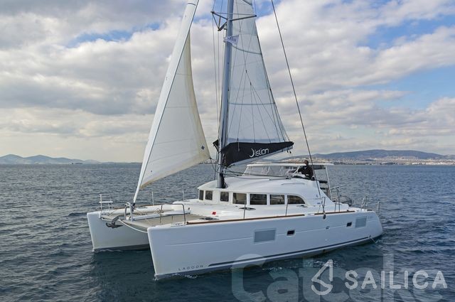 Lagoon 380 S2 - Yacht Charter Sailica