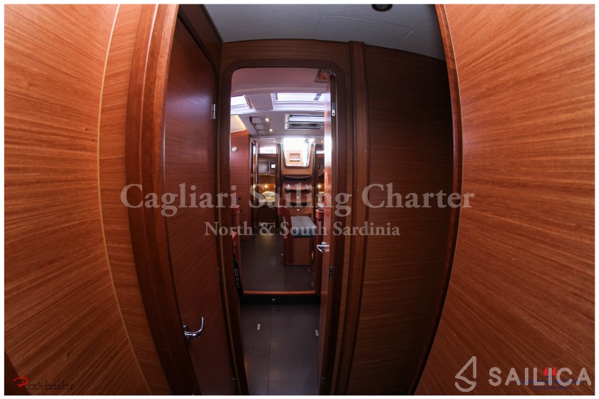 Bavaria Cruiser 51 - Yacht Charter Sailica