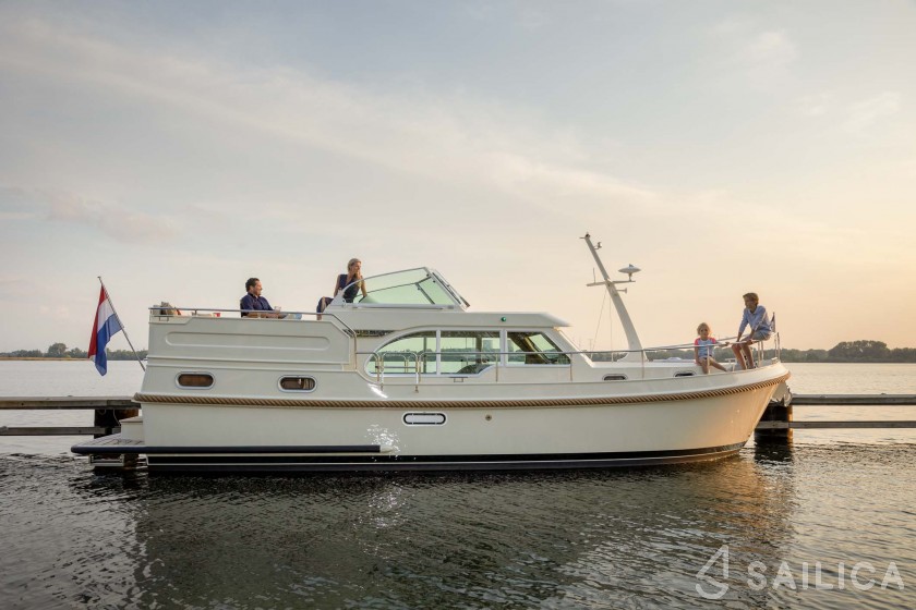 Grand Sturdy 35.0 AC - Yacht Charter Sailica