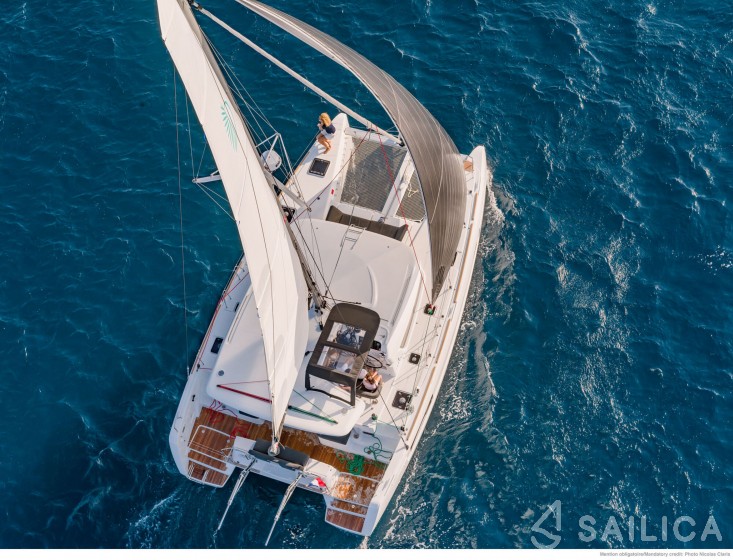 Lagoon 40 - Yacht Charter Sailica