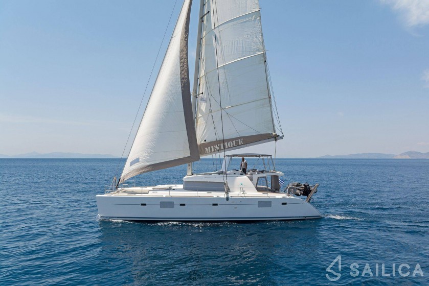 Lagoon 500 - Yacht Charter Sailica