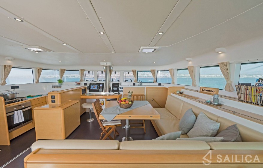 Lagoon 500 - Yacht Charter Sailica