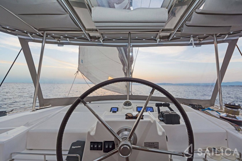Lagoon 500 - Yacht Charter Sailica