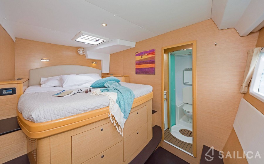 Lagoon 500 - Yacht Charter Sailica
